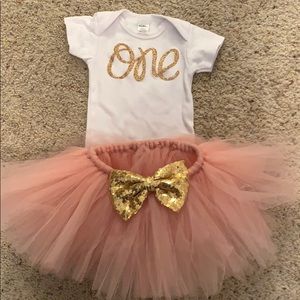 1 y/o birthday outfit!